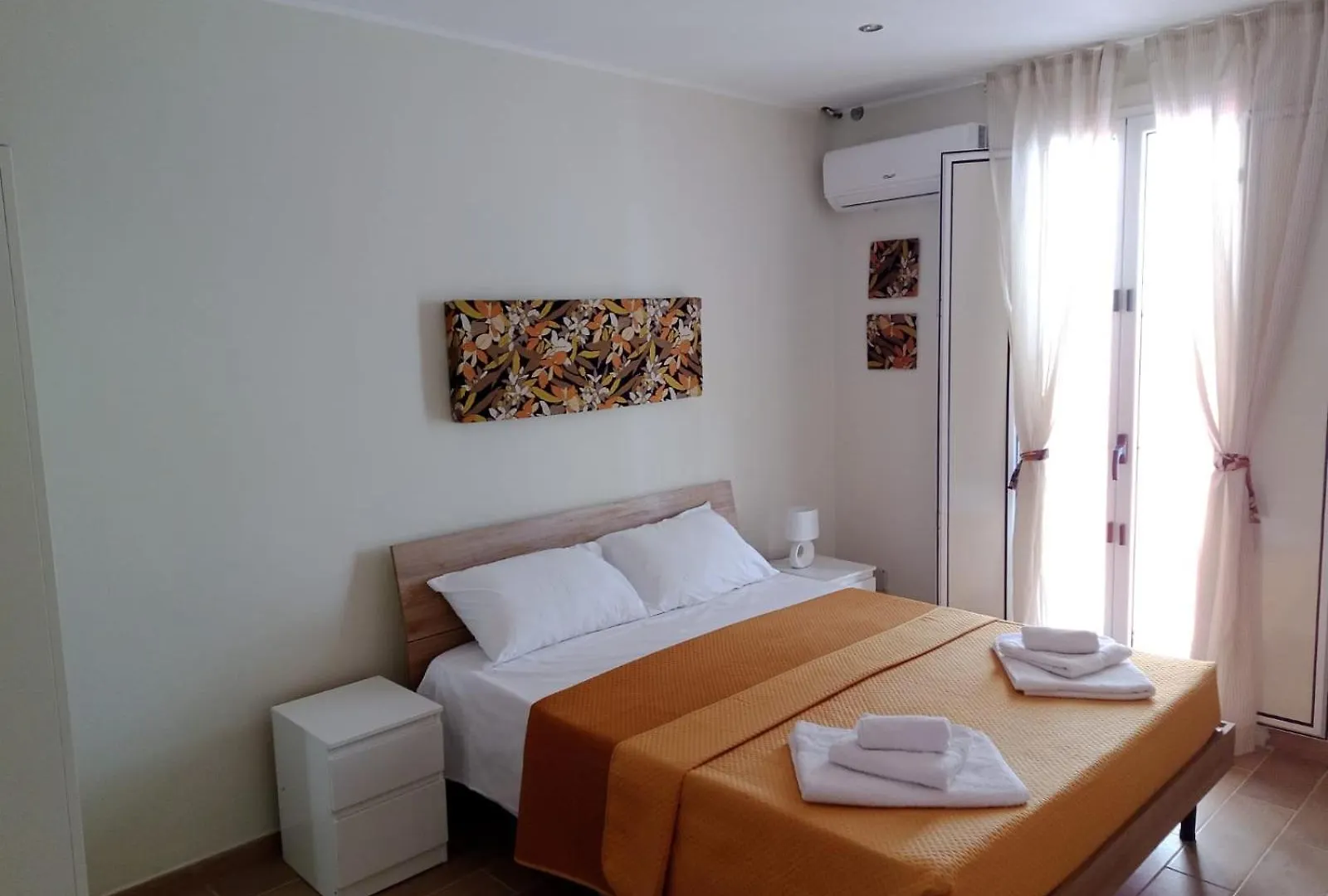 Apartamento Samar Bari Italia